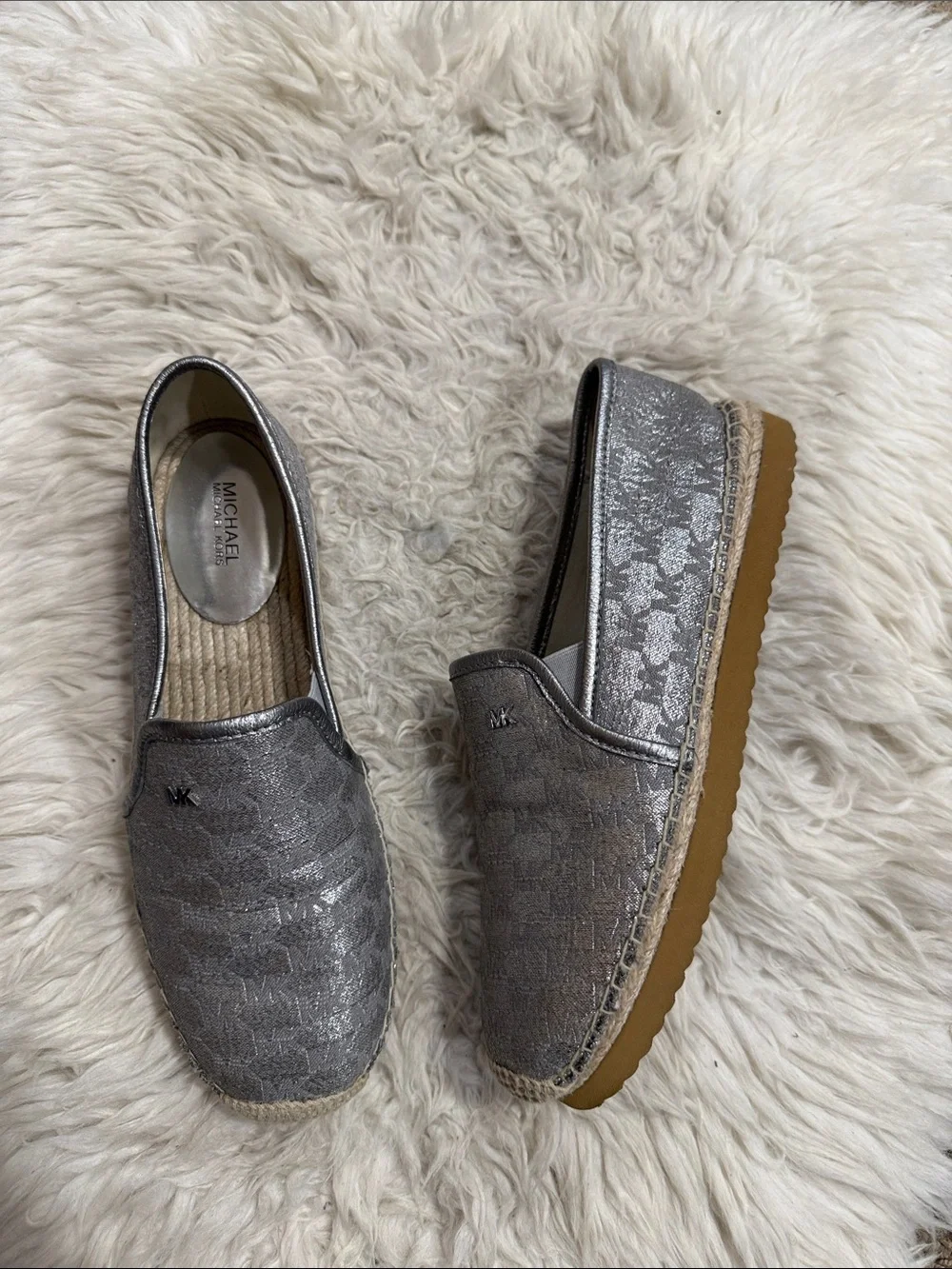 Michael Kors MK Hastings Metallic Signature Logo Espadrille in SILVER Size 9.5